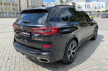 Позашляховик / Кросовер BMW X5 2019 в 