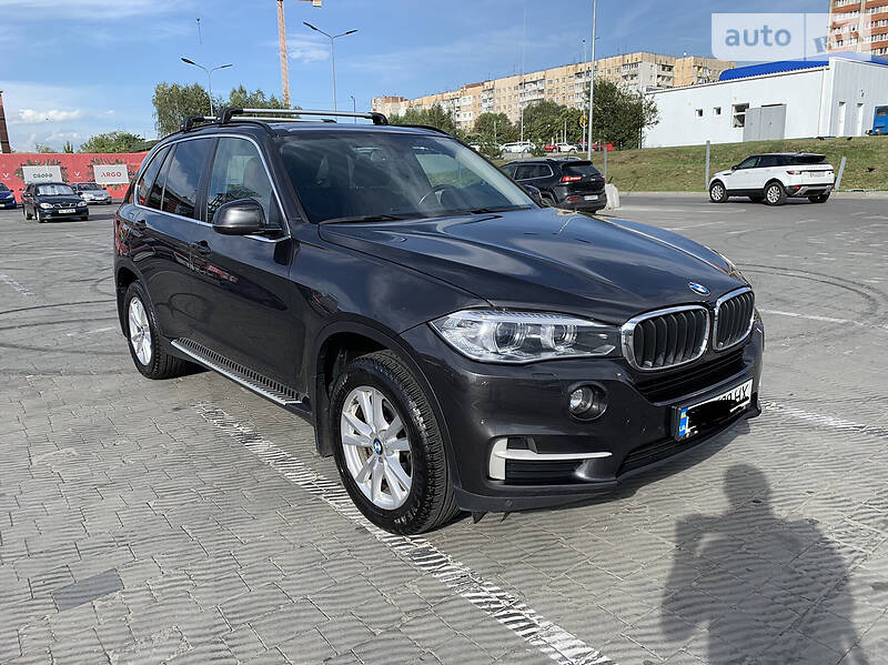Позашляховик / Кросовер BMW X5 2017 в 