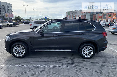 Позашляховик / Кросовер BMW X5 2017 в 