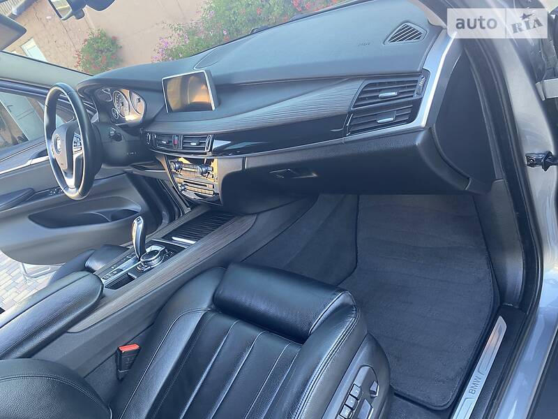 Позашляховик / Кросовер BMW X5 2016 в Дніпрі