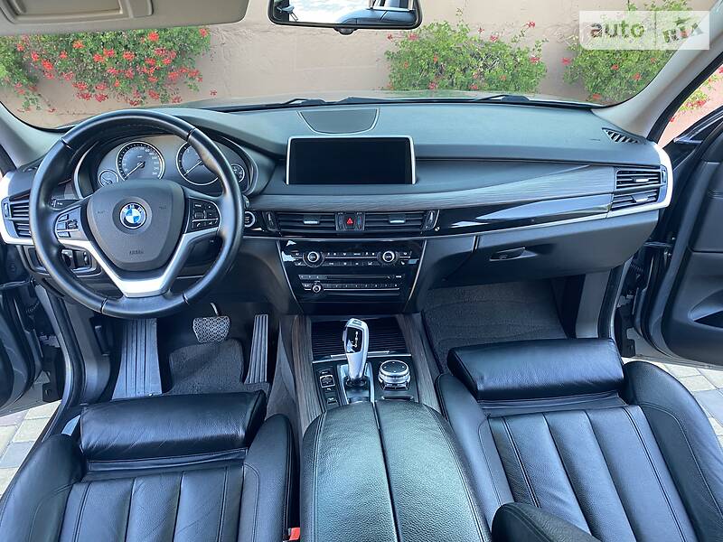 Позашляховик / Кросовер BMW X5 2016 в Дніпрі
