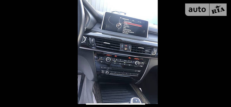 Позашляховик / Кросовер BMW X5 2016 в Луцьку