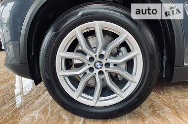 Позашляховик / Кросовер BMW X5 2019 в 