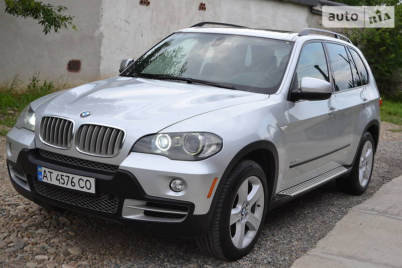 Внедорожник / Кроссовер BMW X5 2010 в Калуше