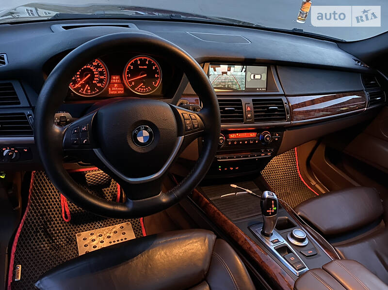 Внедорожник / Кроссовер BMW X5 2008 в Киеве