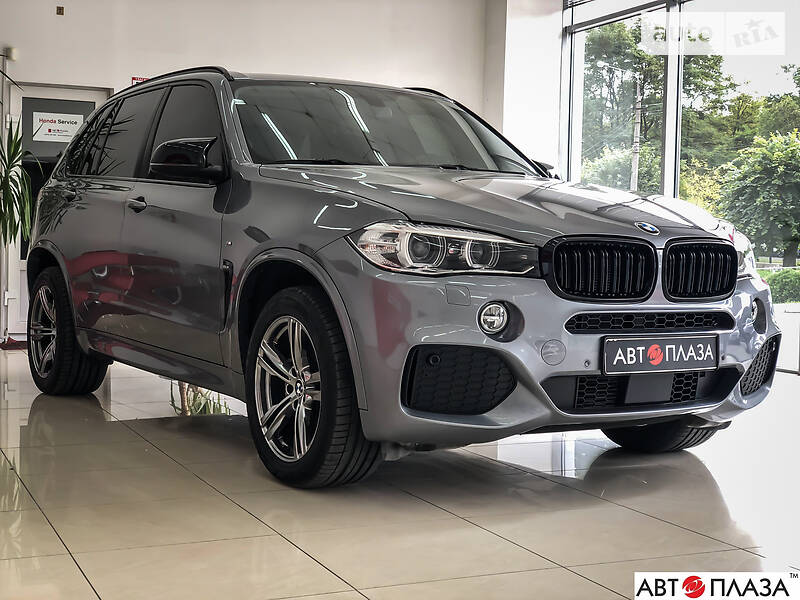 Позашляховик / Кросовер BMW X5 2016 в Чернівцях