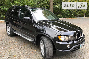 Внедорожник / Кроссовер BMW X5 2003 в Черновцах