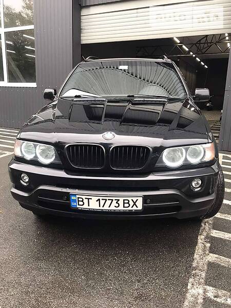 Внедорожник / Кроссовер BMW X5 2001 в Киеве