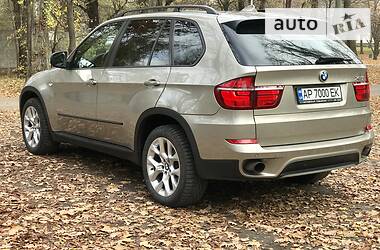 Внедорожник / Кроссовер BMW X5 2010 в Запорожье