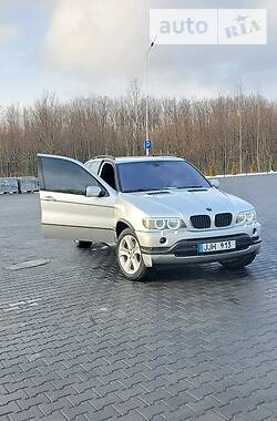 Внедорожник / Кроссовер BMW X5 2003 в Черновцах