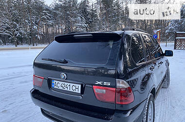 Внедорожник / Кроссовер BMW X5 2003 в Киверцах