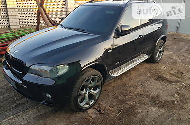 Внедорожник / Кроссовер BMW X5 2010 в Скадовске