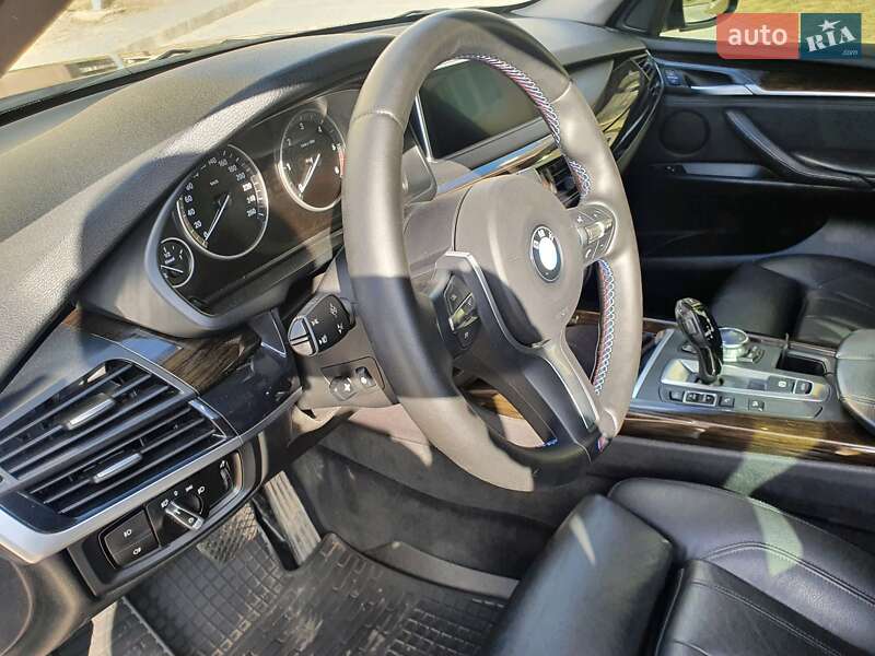 Внедорожник / Кроссовер BMW X5 2014 в Одессе