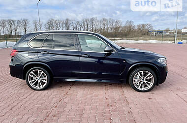 Внедорожник / Кроссовер BMW X5 2014 в Ровно