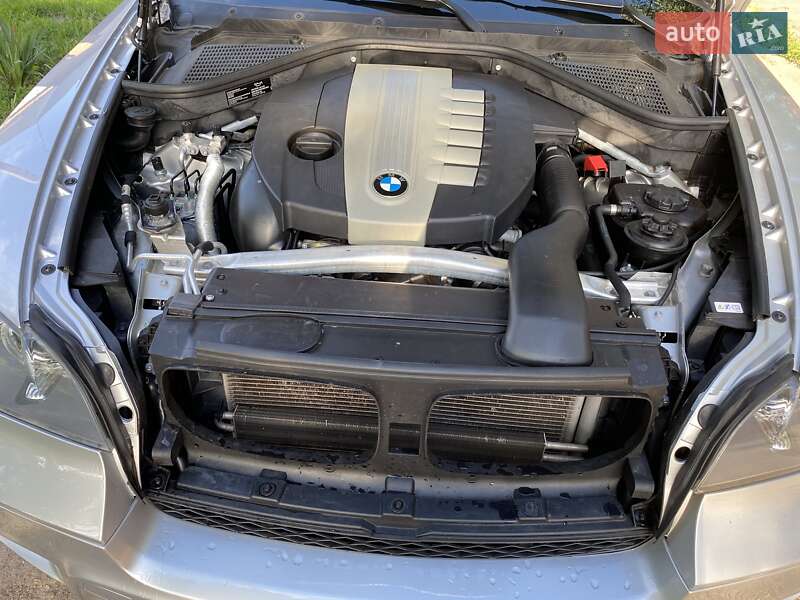 Внедорожник / Кроссовер BMW X5 2012 в Кропивницком