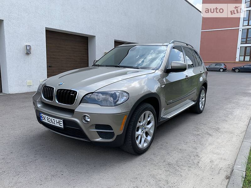 Позашляховик / Кросовер BMW X5 2010 в Рівному