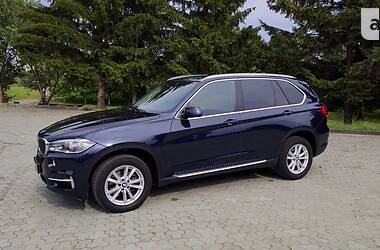 Внедорожник / Кроссовер BMW X5 2016 в Дубно