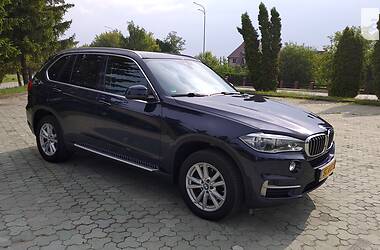 Внедорожник / Кроссовер BMW X5 2016 в Дубно