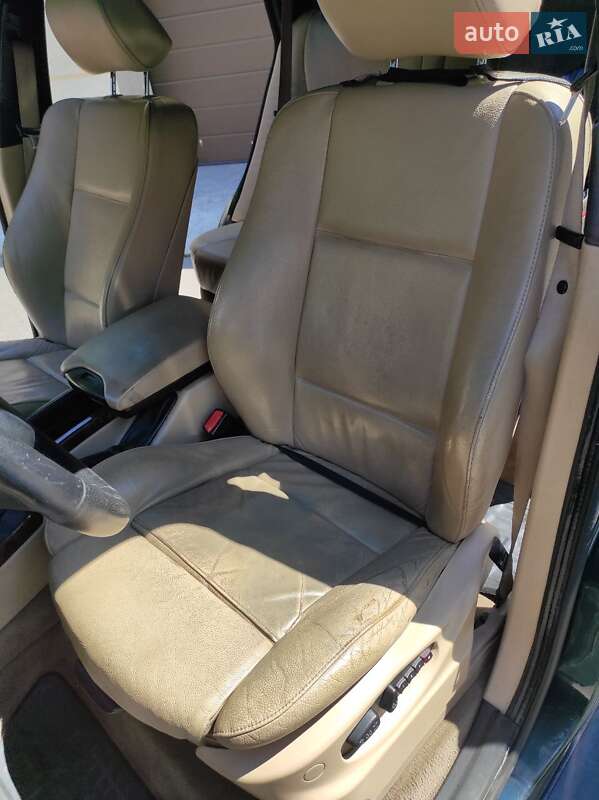 Внедорожник / Кроссовер BMW X5 2000 в Киеве