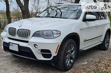 Внедорожник / Кроссовер BMW X5 2013 в Днепре