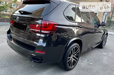 Позашляховик / Кросовер BMW X5 2015 в Києві