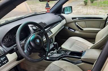 Внедорожник / Кроссовер BMW X5 2000 в Киеве