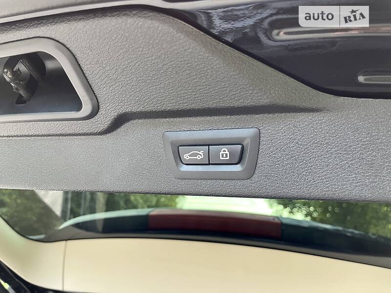 Внедорожник / Кроссовер BMW X5 2016 в Хмельницком