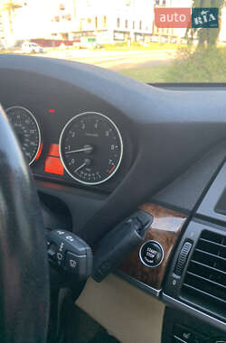 Позашляховик / Кросовер BMW X5 2012 в Львові