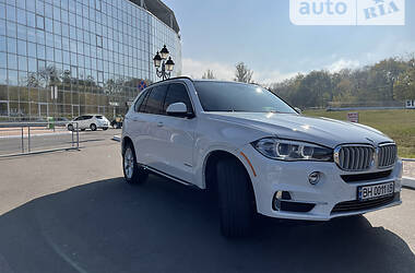 Внедорожник / Кроссовер BMW X5 2014 в 