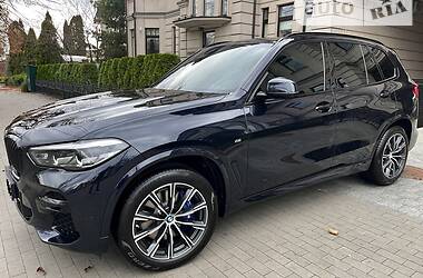 Позашляховик / Кросовер BMW X5 2021 в Києві