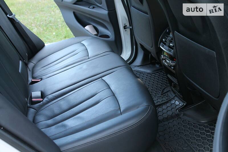 Внедорожник / Кроссовер BMW X5 2018 в Полтаве