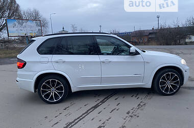 Внедорожник / Кроссовер BMW X5 2011 в Ровно