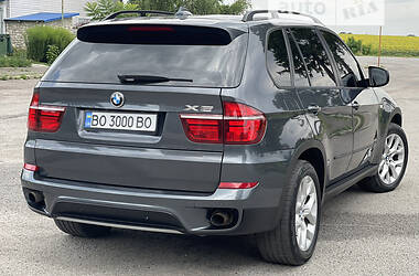 Седан BMW X5 2011 в Тернополе