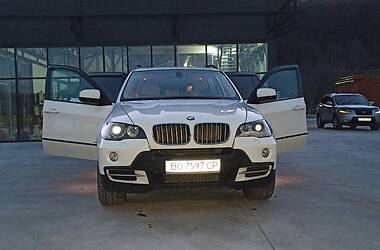 Внедорожник / Кроссовер BMW X5 2010 в Теребовле