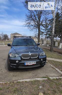 Внедорожник / Кроссовер BMW X5 2010 в Ружине