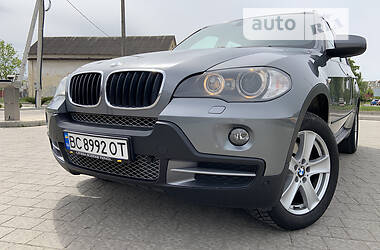 Внедорожник / Кроссовер BMW X5 2010 в Дрогобыче