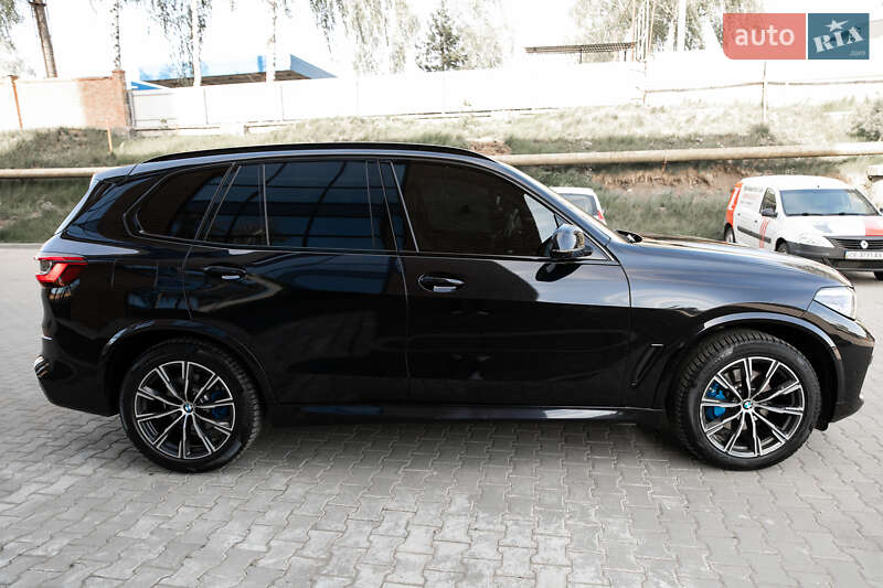 Внедорожник / Кроссовер BMW X5 2018 в Черновцах