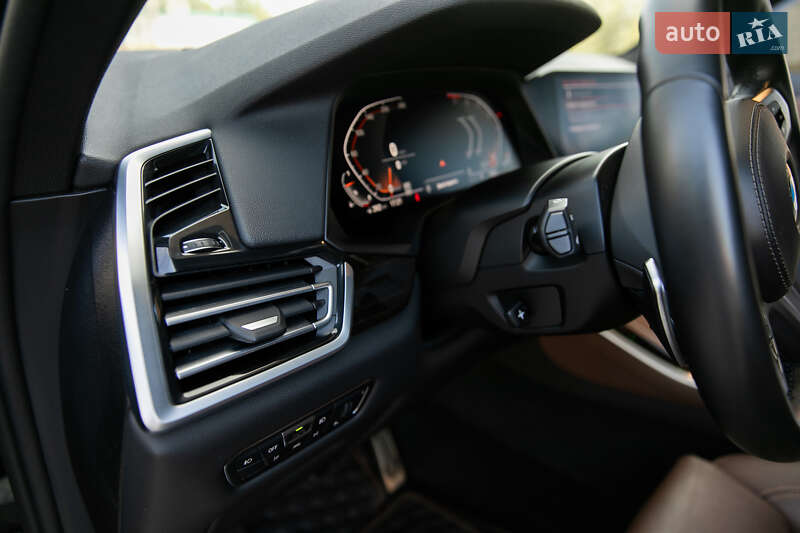 Внедорожник / Кроссовер BMW X5 2018 в Черновцах