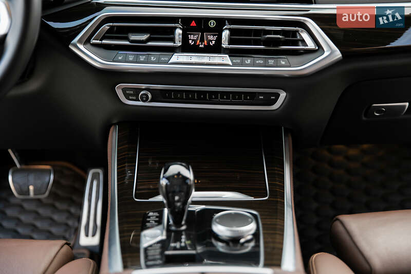 Внедорожник / Кроссовер BMW X5 2018 в Черновцах