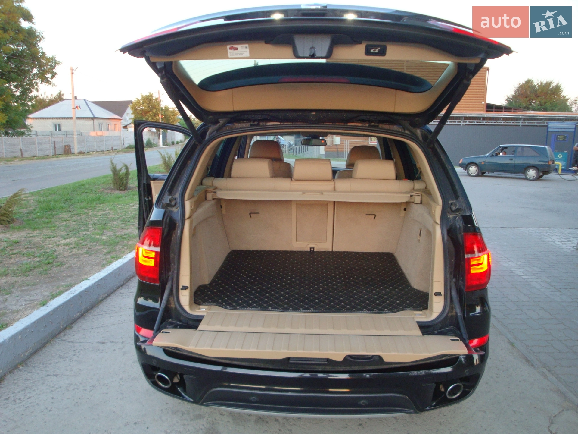 2011 BMW X5 - мініатюра 55