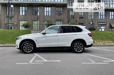 Позашляховик / Кросовер BMW X5 2017 в Києві