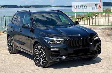 Позашляховик / Кросовер BMW X5 2020 в 
