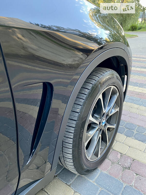 Внедорожник / Кроссовер BMW X5 2014 в Черновцах