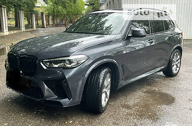 Позашляховик / Кросовер BMW X5 2019 в Чернівцях