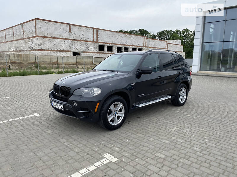 Позашляховик / Кросовер BMW X5 2010 в Луцьку