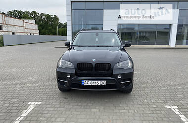 Внедорожник / Кроссовер BMW X5 2010 в Луцке