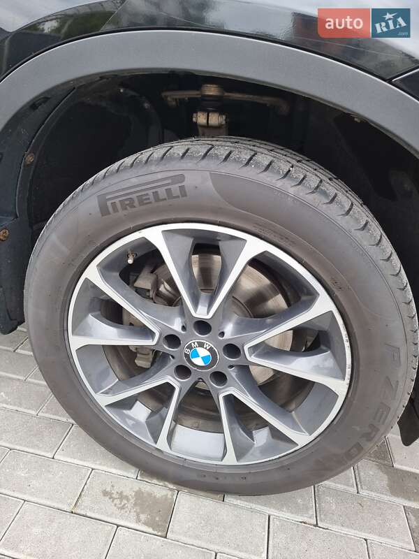 Внедорожник / Кроссовер BMW X5 2015 в Киеве
