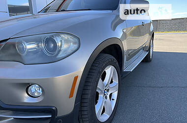 Позашляховик / Кросовер BMW X5 2009 в 