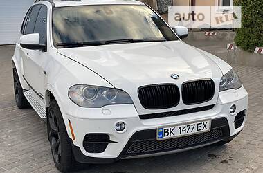 Внедорожник / Кроссовер BMW X5 2013 в Костополе