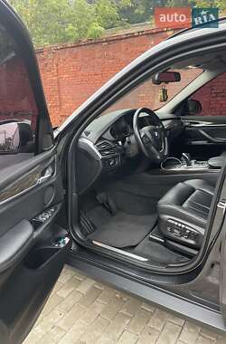 Внедорожник / Кроссовер BMW X5 2015 в 